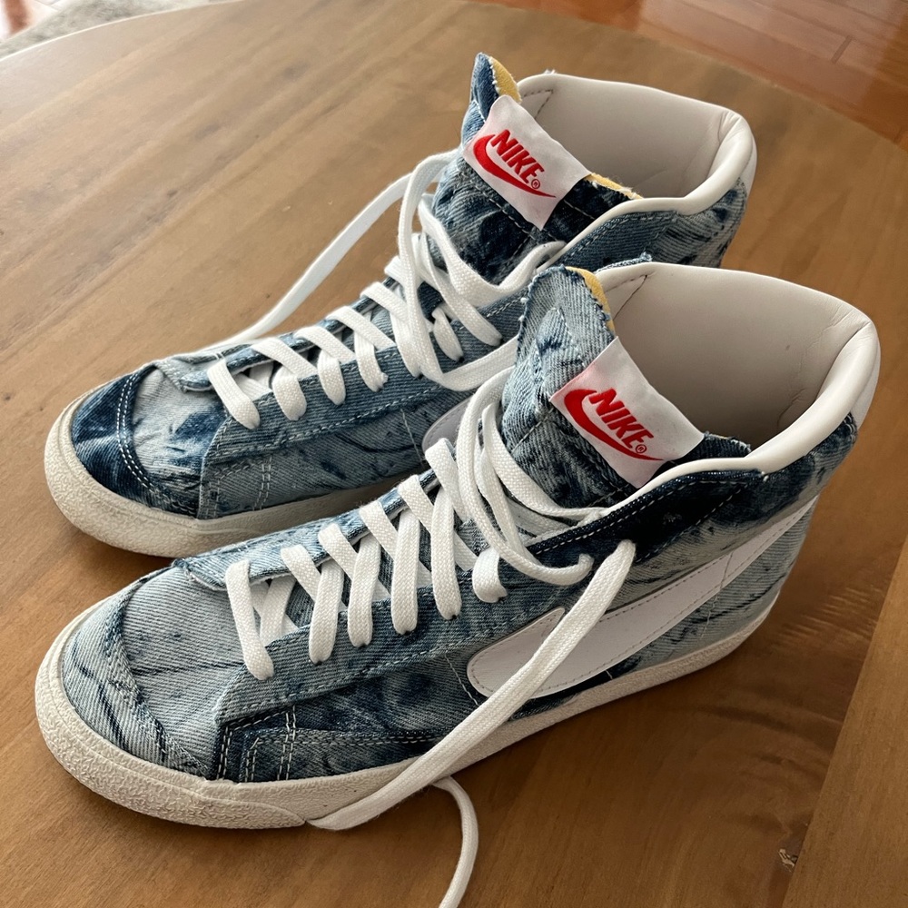 Nike blazers!